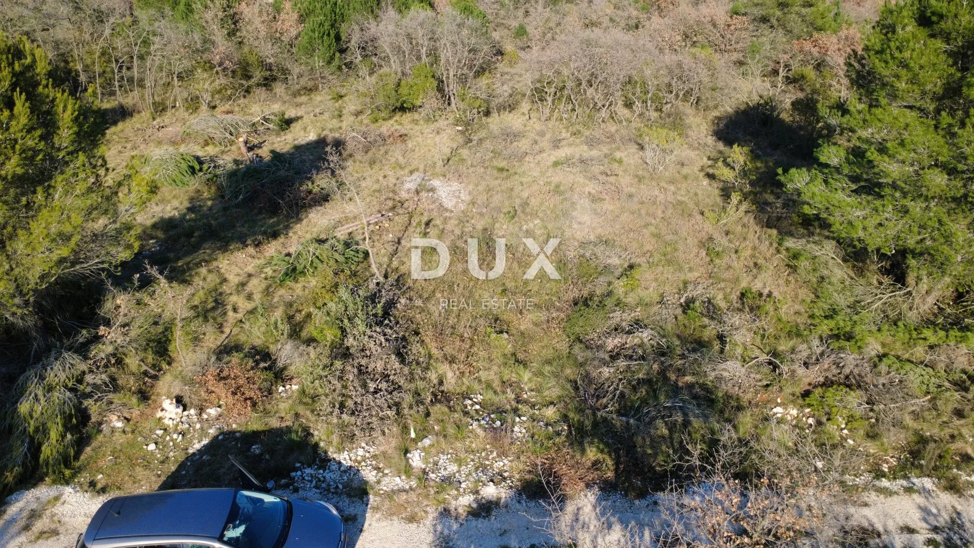 zadar, crno – pravilna parcela 740 m² s pristupnim putem! - slika 11