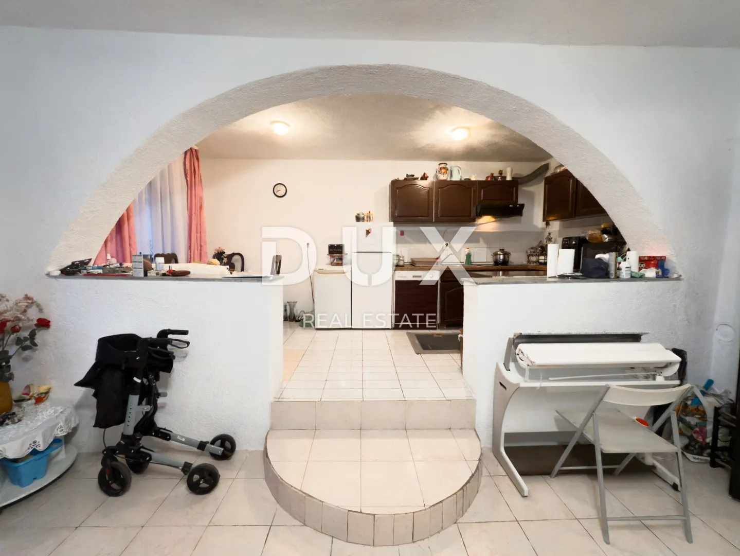 otok krk, baška - kuća s 5 apartmana i velikom okućnicom - slika 49