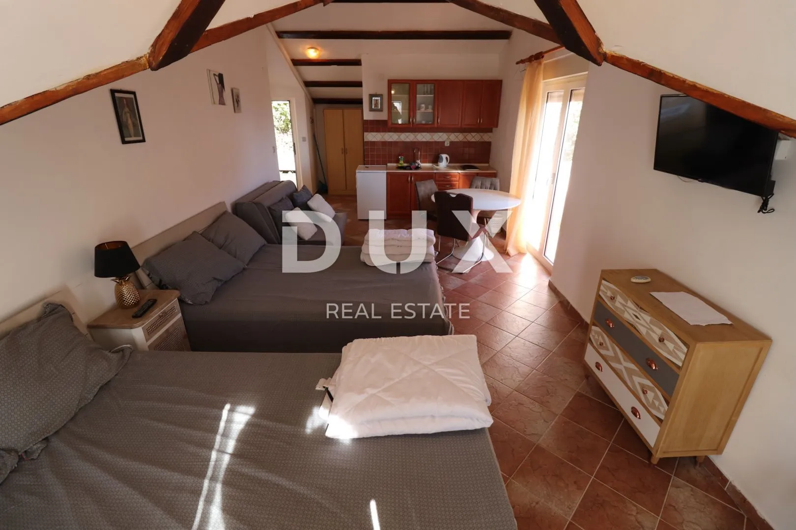 ičići - kuća sa 7 apartmana u blizini mora - slika 2