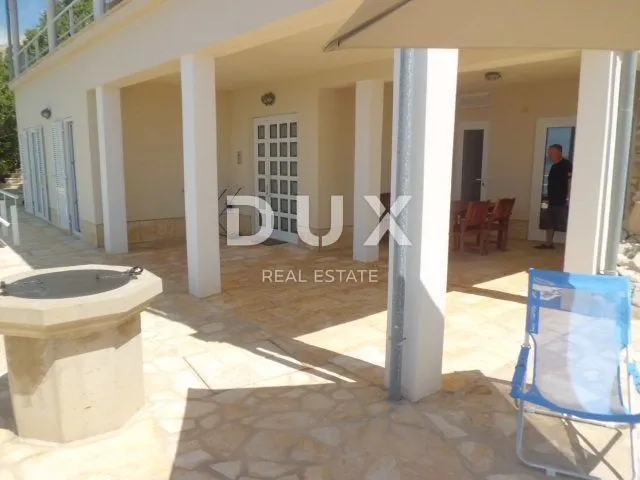 otok krk - ekskluzivna vila sa bazenom - slika 55