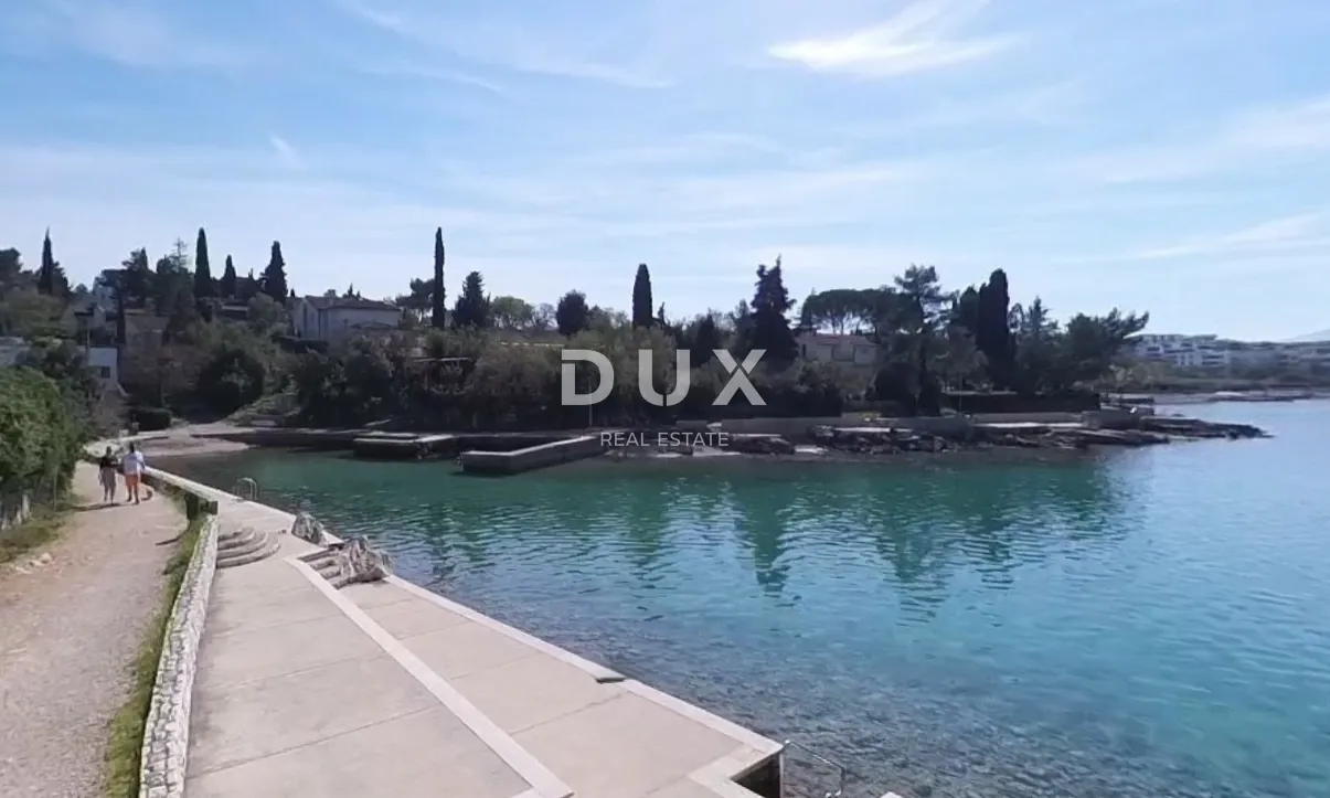OTOK KRK, MALINSKA – Ekskluzivno zemljište prvi red uz more - Malinska, Malinska-Dubašnica