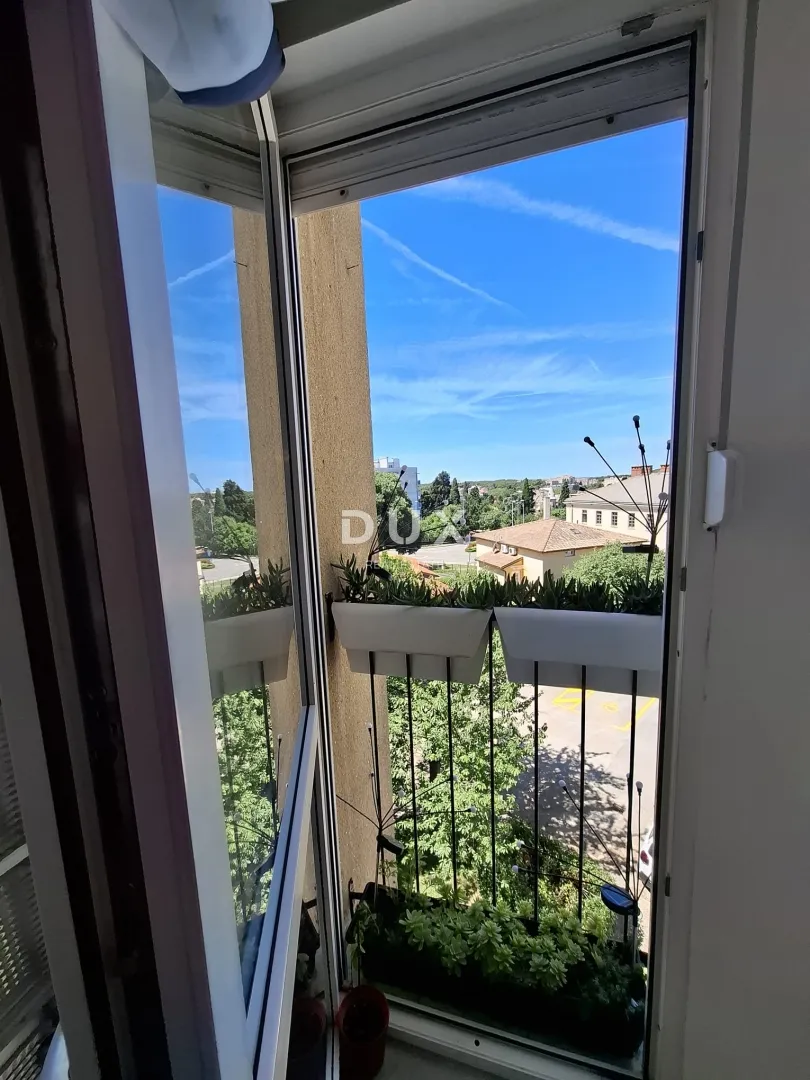 istra, pula - potpuno renoviran stan 52 m² s velikim spremištem - slika 12