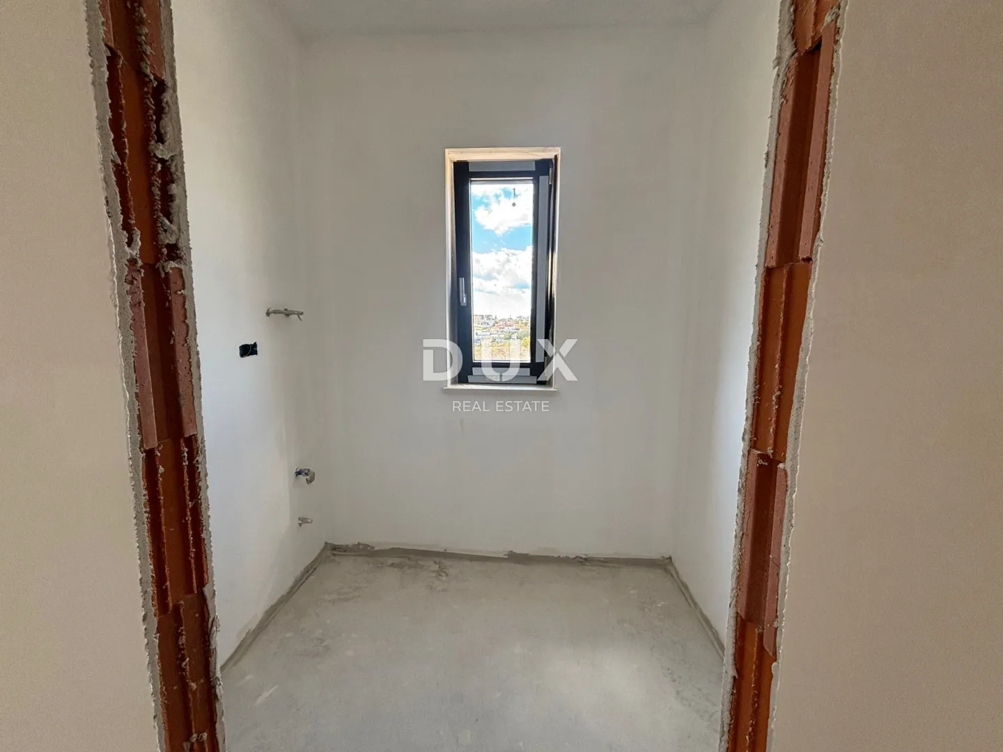 istra, pula - stan s dvije spavaće sobe i terasom nadomak centra! novogradnja! - slika 4