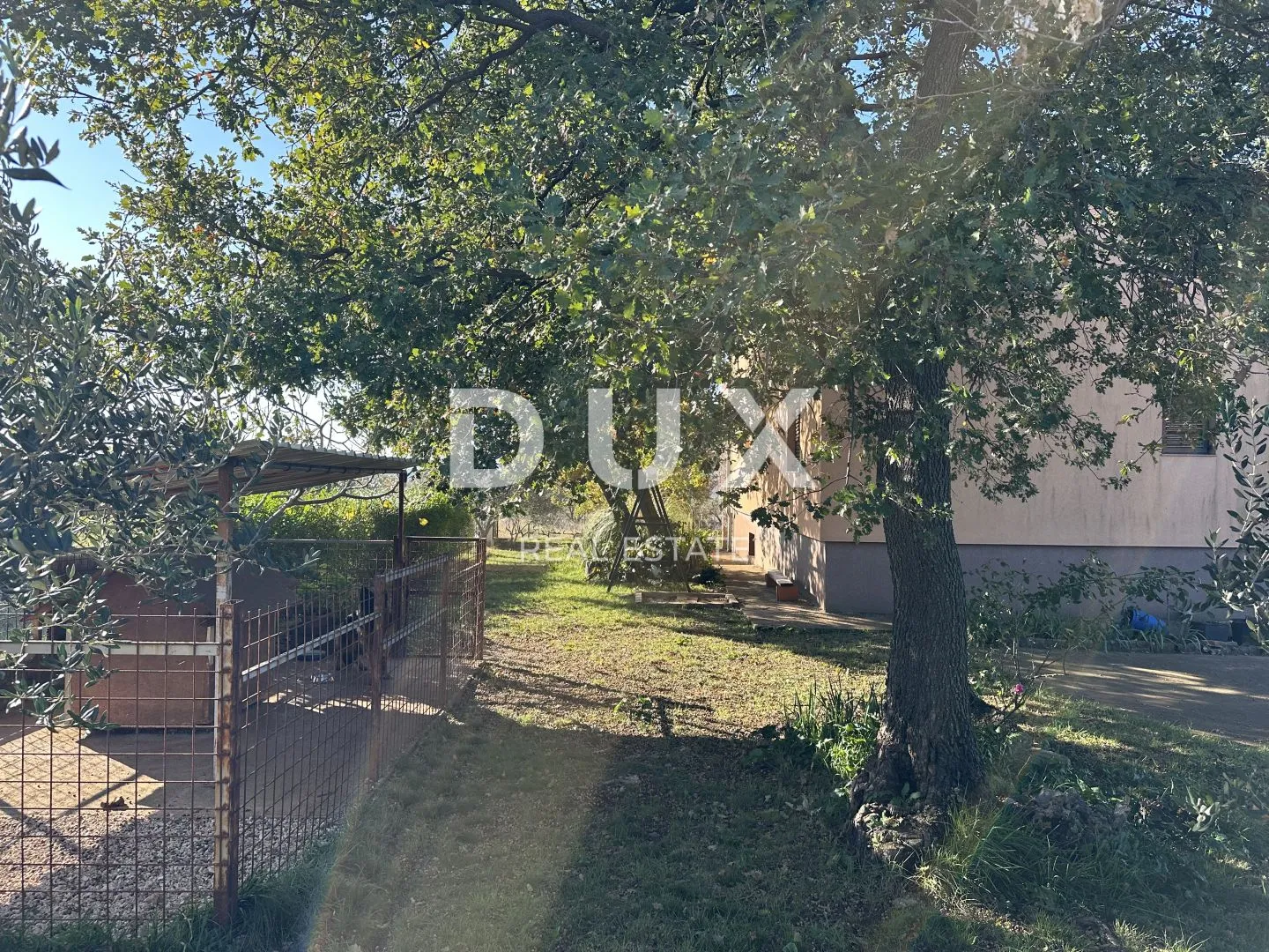zadar, murvica - kuća sa 2 stana i prostranom okućnicom - slika 26
