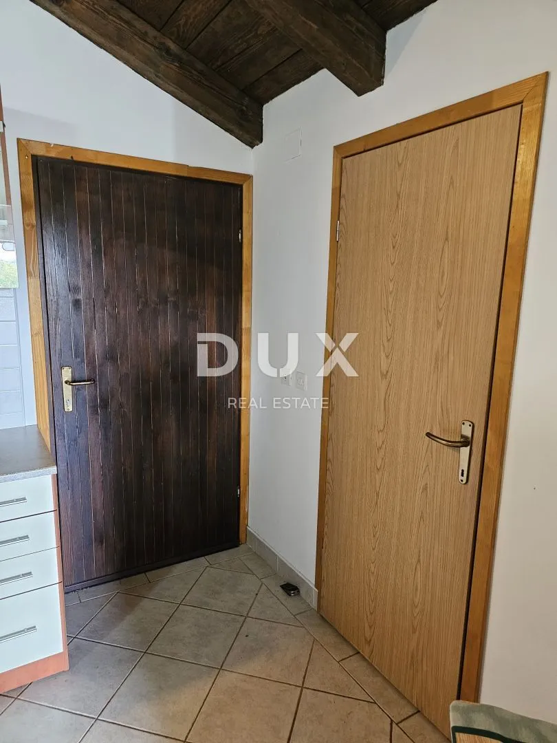 otok krk, vrbnik (okolica) - samostojeća kuća na osami sa dva apartmana - slika 13