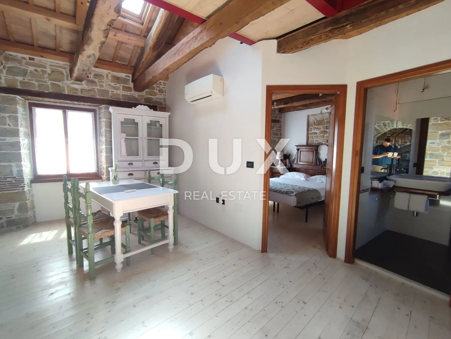 istra, oprtalj - autohtona kamena ljepotica s 3 apartmana - slika 27