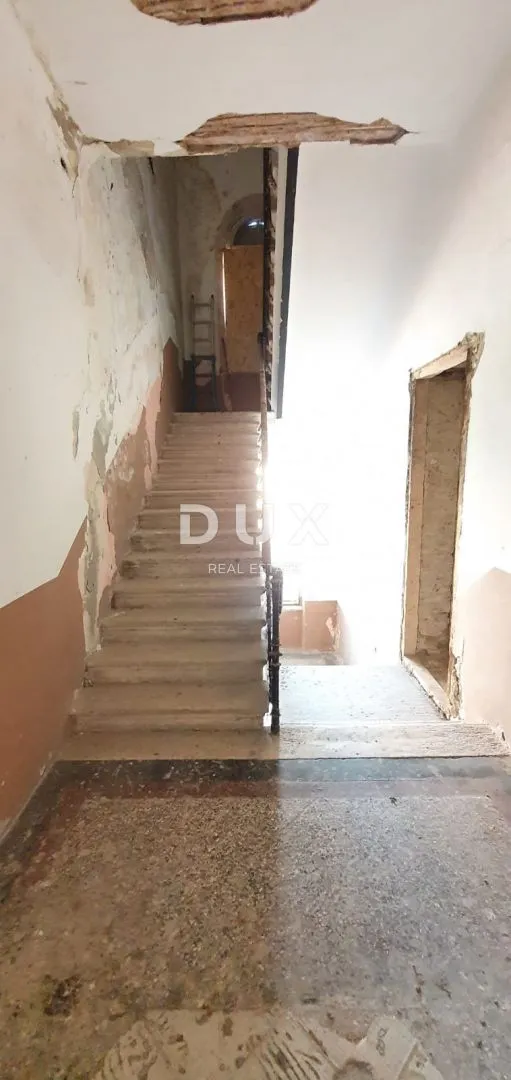istra, pula - nekretnina s puno potencijala! prilika! - slika 27