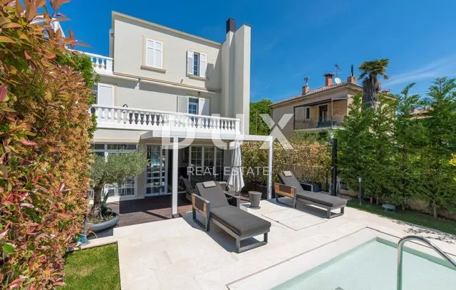 istra, rovinj impozantna vila s liftom! - slika 18