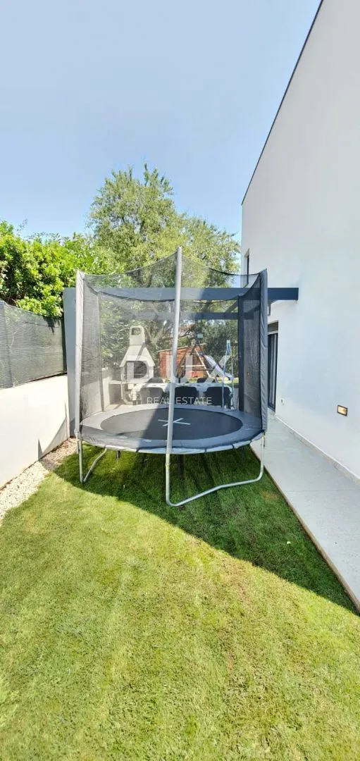 istra, šišan - nova moderna vila s bazenom - slika 34