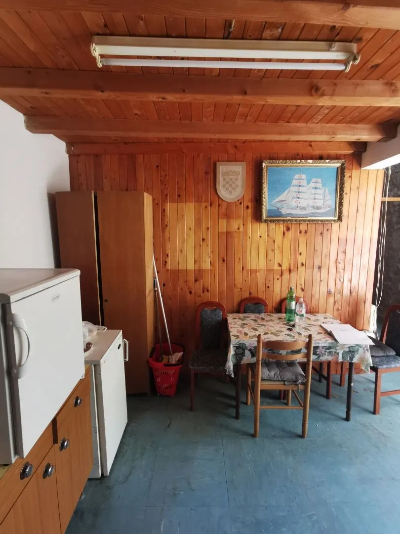 otok krk, punat - stan u starogradskoj jezgri - slika 2