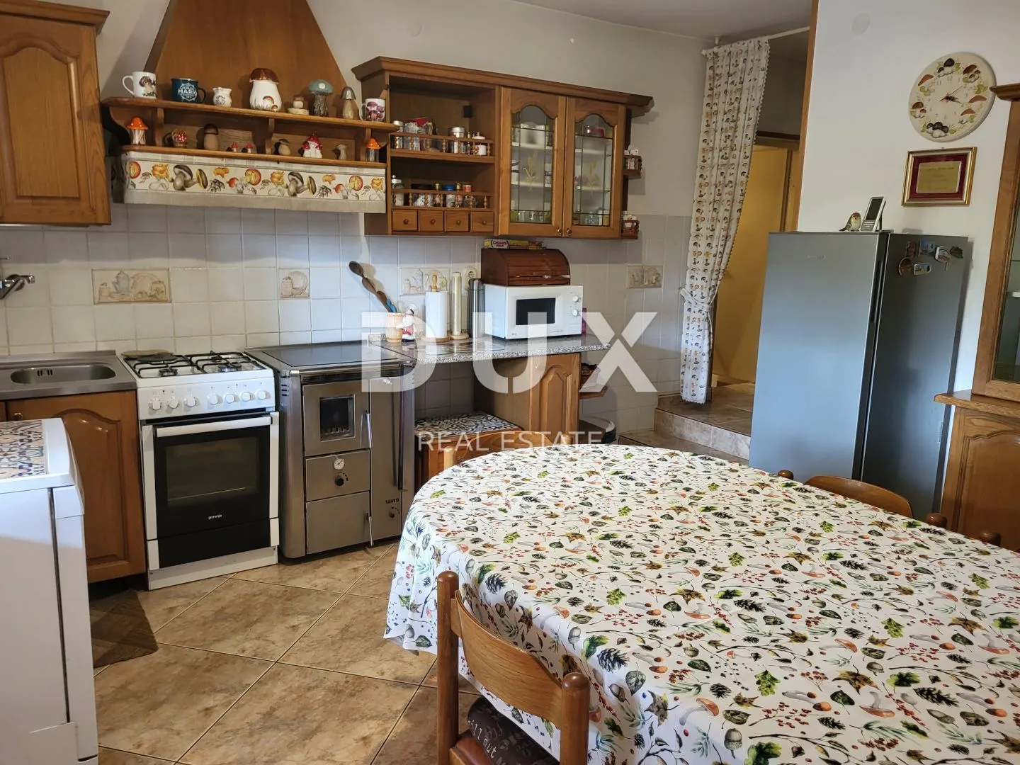 istra, grožnjan - samostojeća kuća na mirnoj lokaciji - slika 6