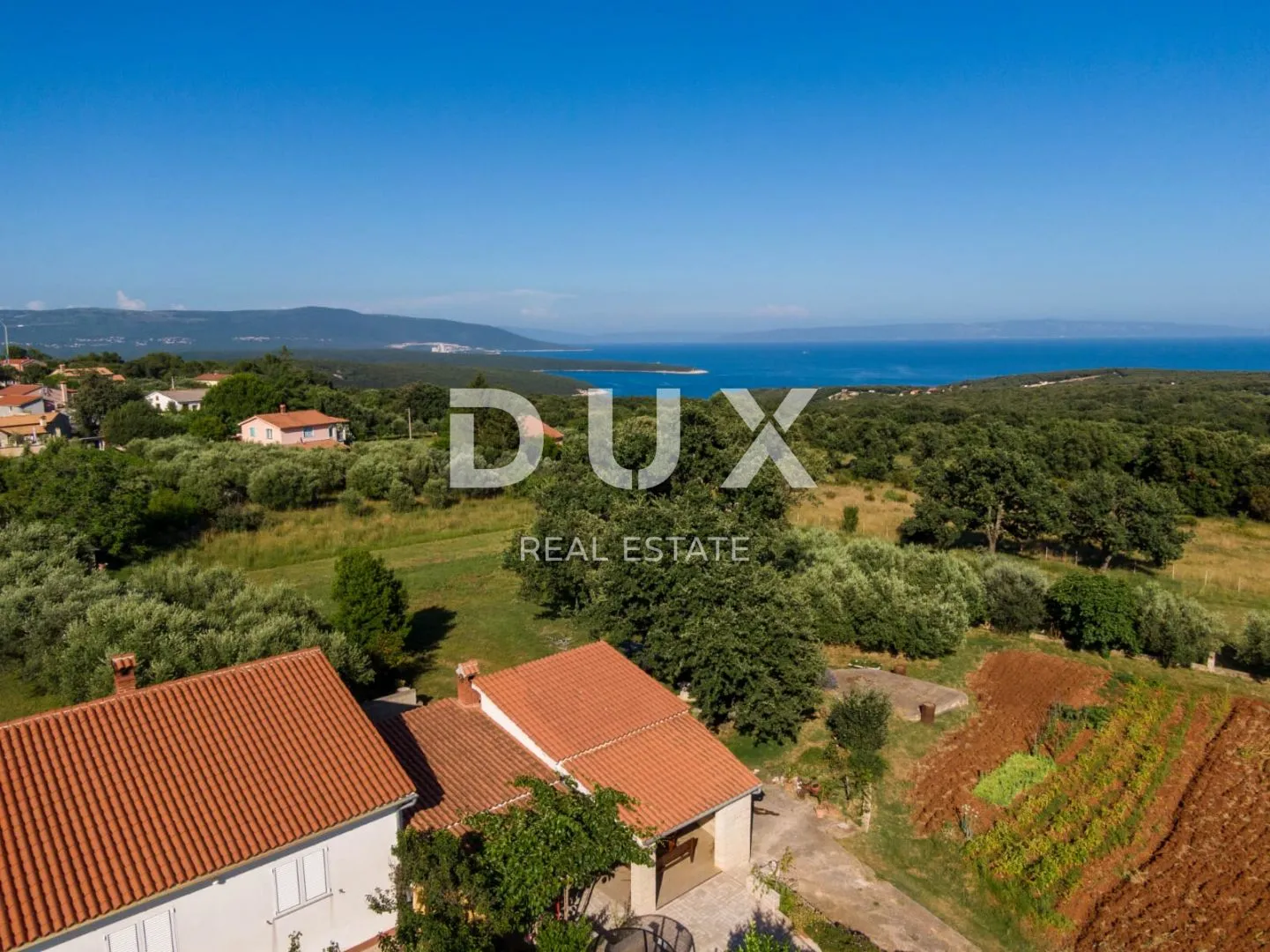 istra, marčana - lijepa kuća s dva stana na osami! - slika 4
