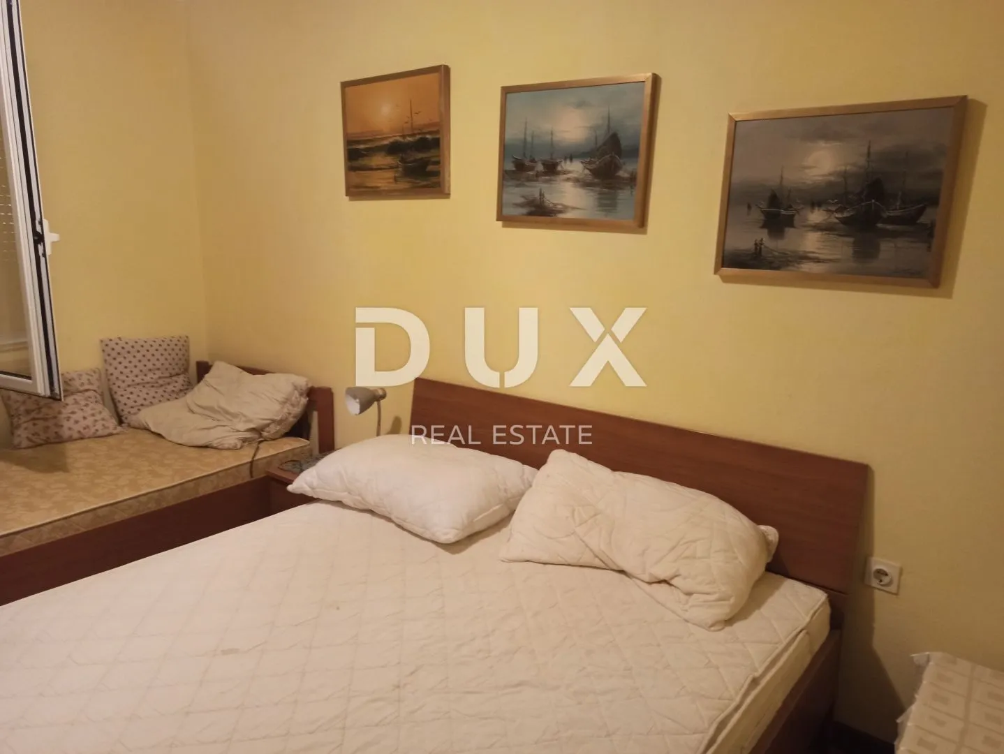 istra, pula - dva stana u centru grada 60m2 - slika 9