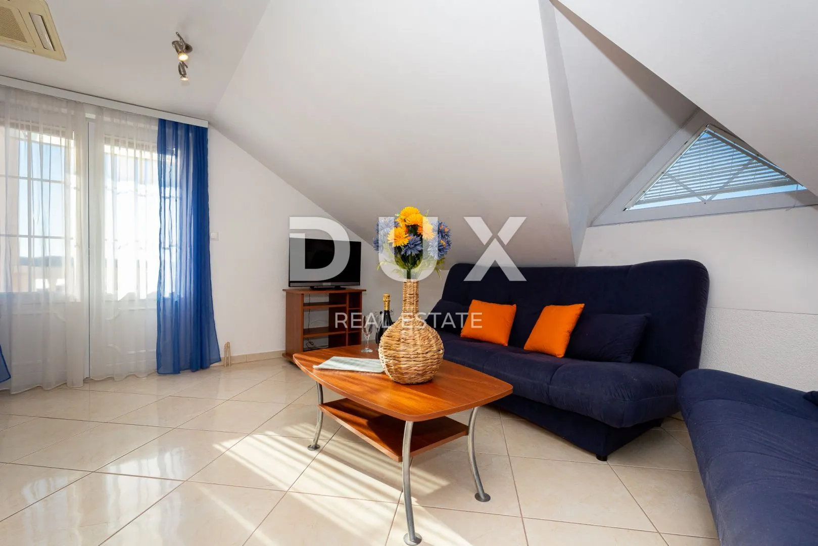biograd, sveti filip i jakov - sniženo! apartmanska kuća s bazenom i pogledom na more - slika 14