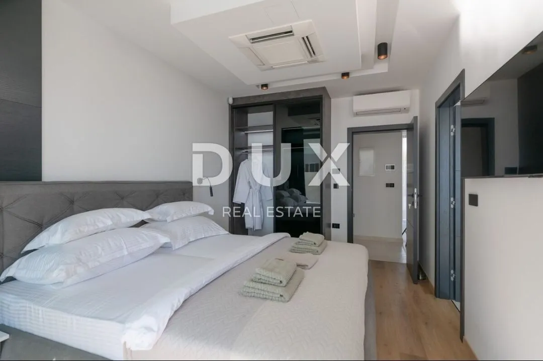 istra,medulin- luksuzna vila 150m od mora! - slika 33