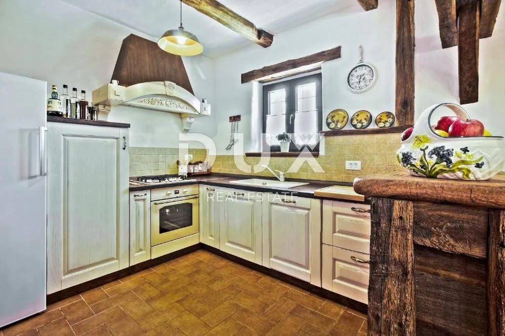 istra, umag, savudrija - kamena samostojeća vila na osami - slika 4