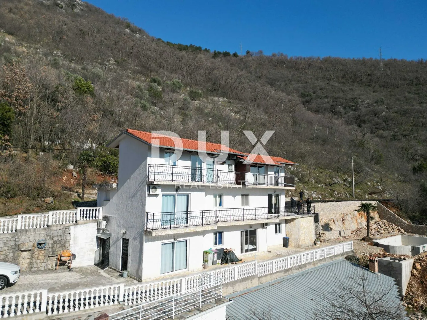 OPATIJA, MOŠĆENIČKA DRAGA - kuća 190m2 s pogledom na more + okoliš 1000m2