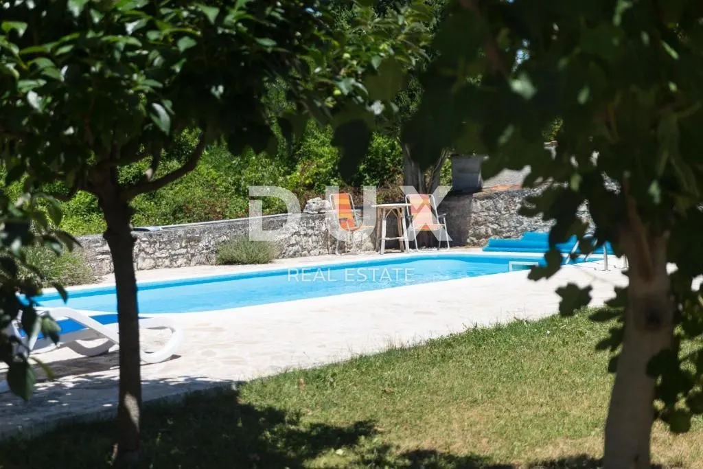 istra,višnjan - imanje od dvije kamene kuće okružene prirodom i pogledom na more - slika 7