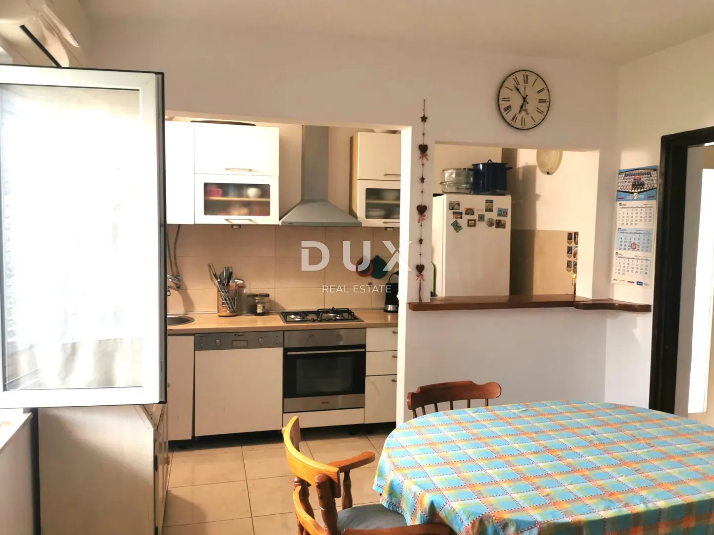 mali lošinj- etaža kuće sa tri stana - slika 21
