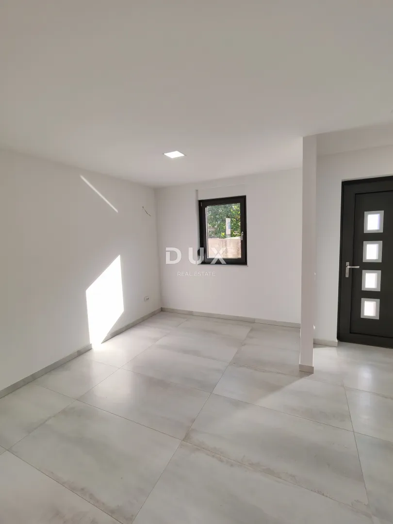 zadar, vrsi - vrhunska dvojna kuća s pogledom na more i okućnicom! b - slika 15