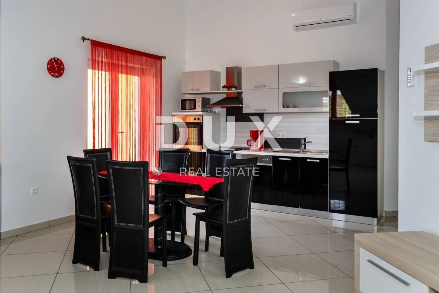 otok krk, vrbnik - apartman 95 m2 sa pogledom na more - slika 2