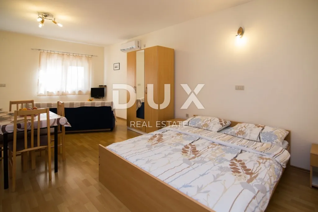 biograd na moru - ekskluzivna prilika – kuća s 4 apartmana i prostranim stanom – centar! - slika 4