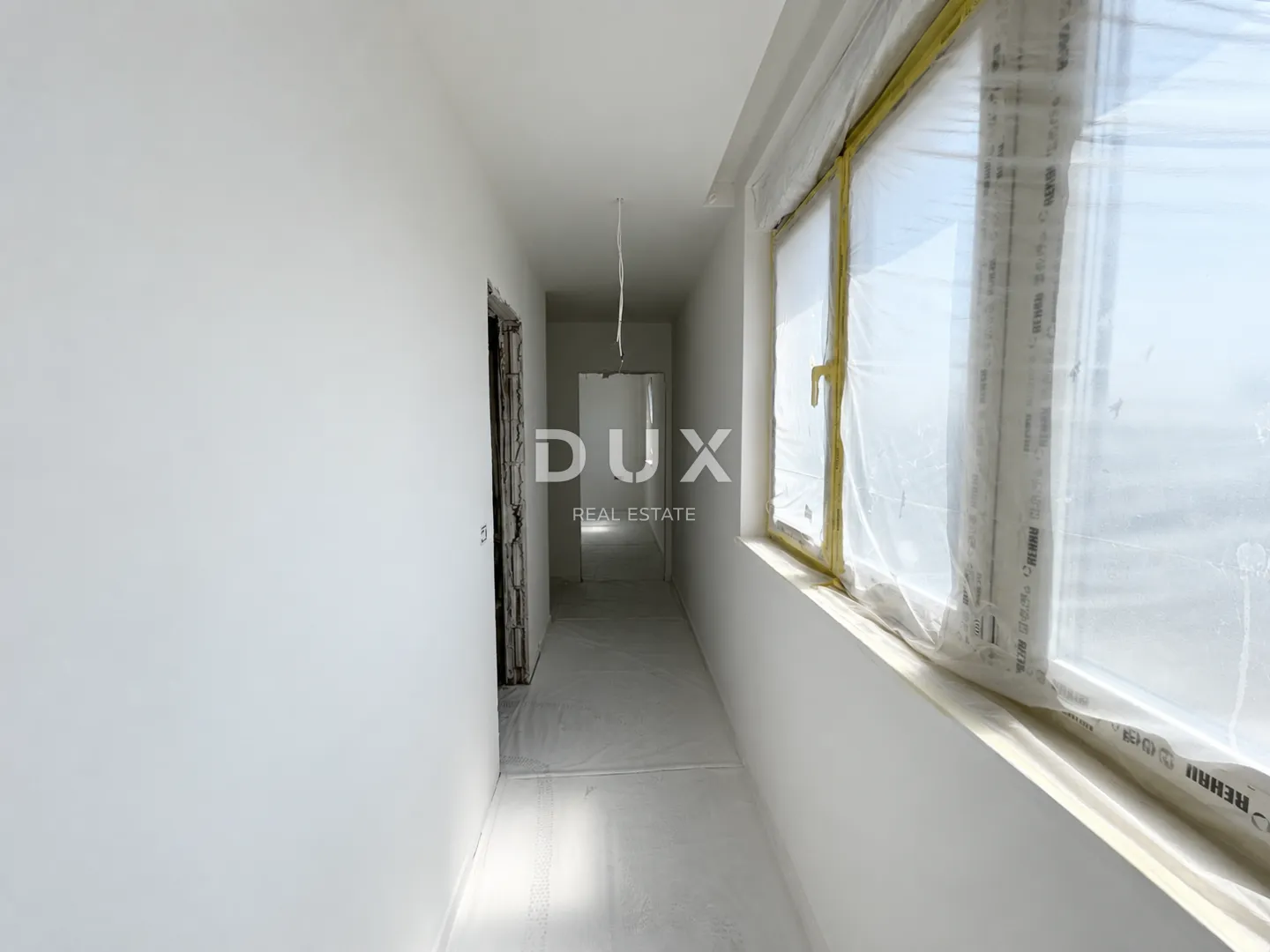 vodice, srima – penthouse s krovnom terasom, pogledom na more i liftom - slika 21