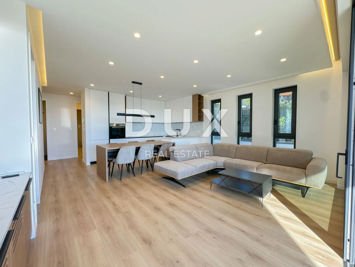 opatija, centar - stan 132m2 u novogradnji s vrtom, bazenom, garažom, pogled na more, centar opatije - slika 11