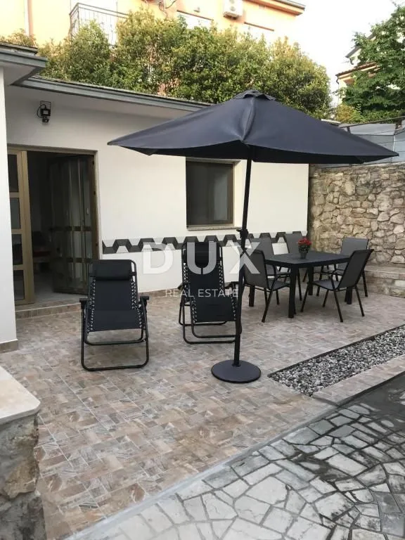 crikvenica, jadranovo - lijepa kuća s pet apartmana - slika 11