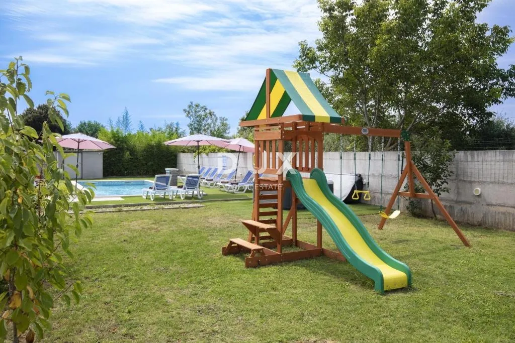 istra, medulin - tri prizemnice u blizini mora za dugoročni najam! - slika 8