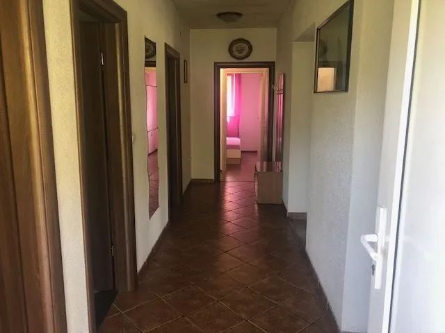 hreljin - predivna kuća sa bazenom - slika 11