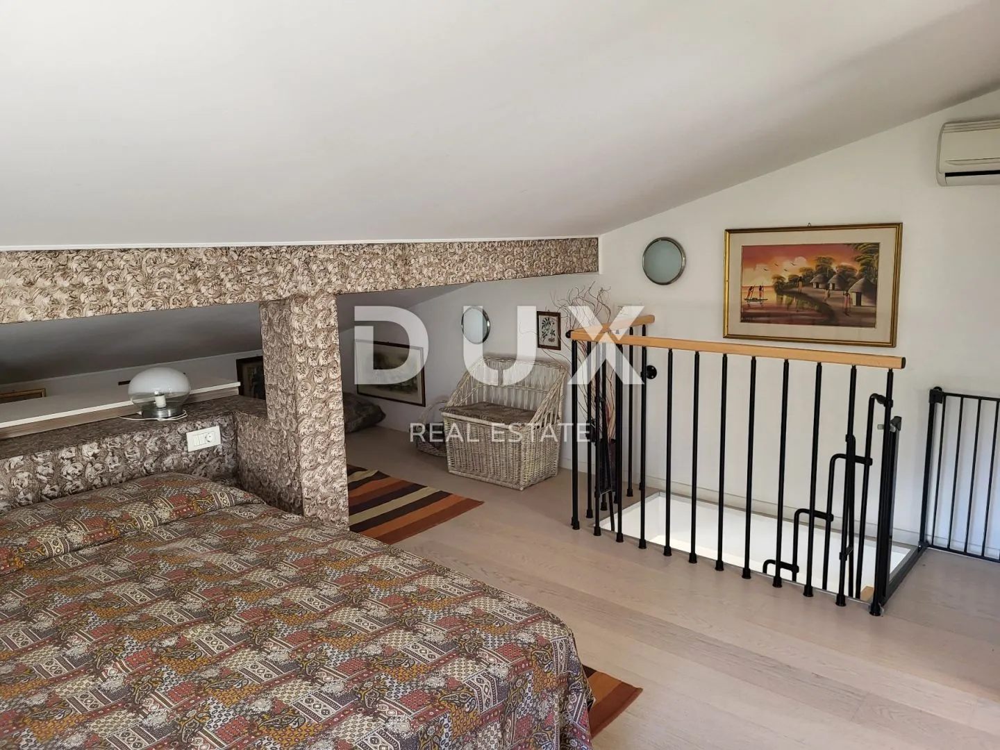 zadar, pakoštane - dvoetažni apartman s predivnim pogledom - slika 18