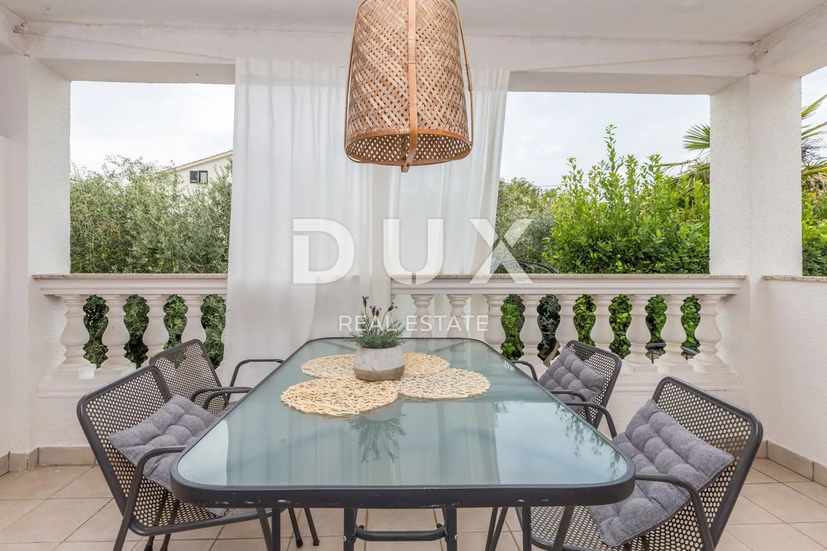 otok krk, njivice - etaža kuće u prizemlju s dva apartmana - slika 11