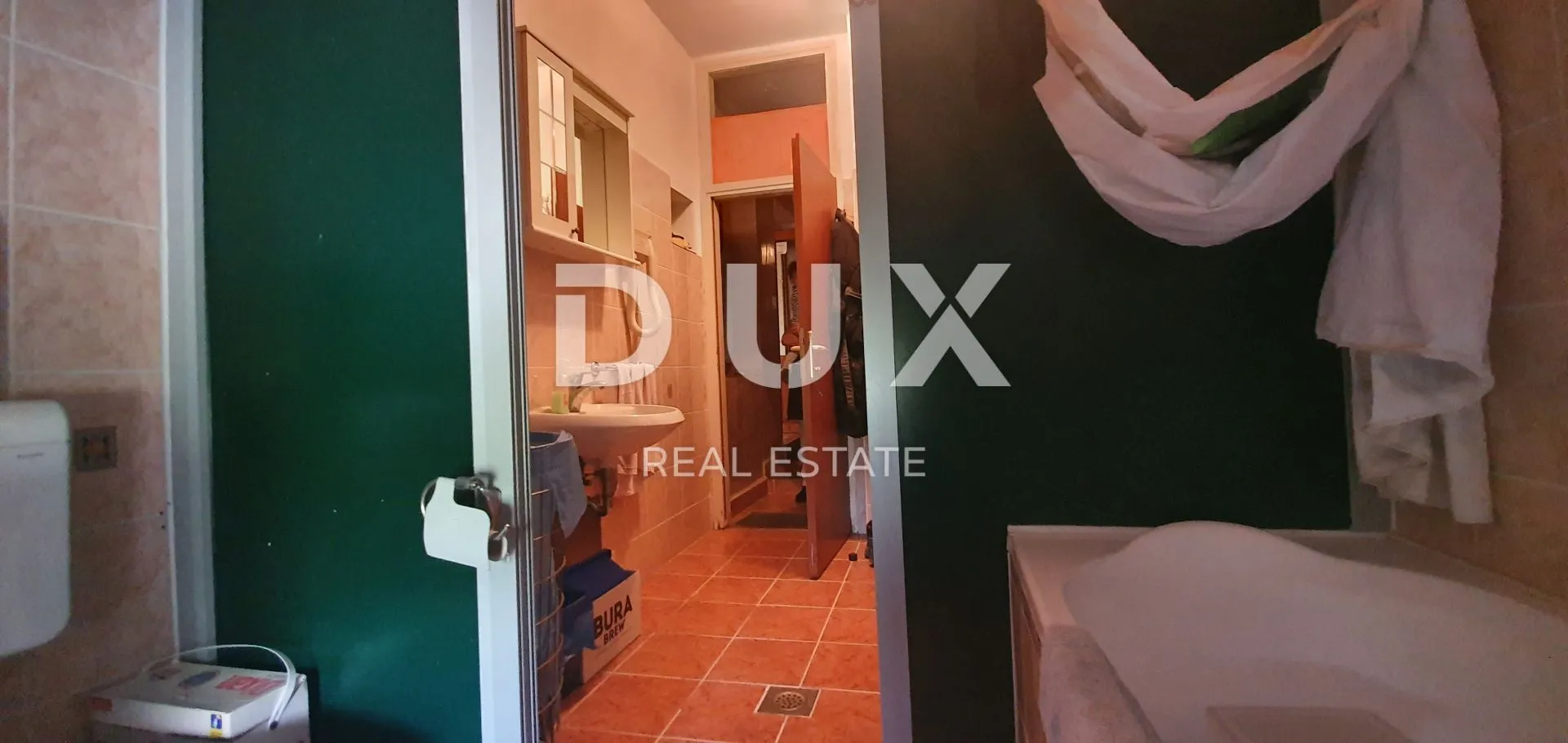 istra, roč - hostel - stambeno-poslovna zgrada 550 m2 - slika 42