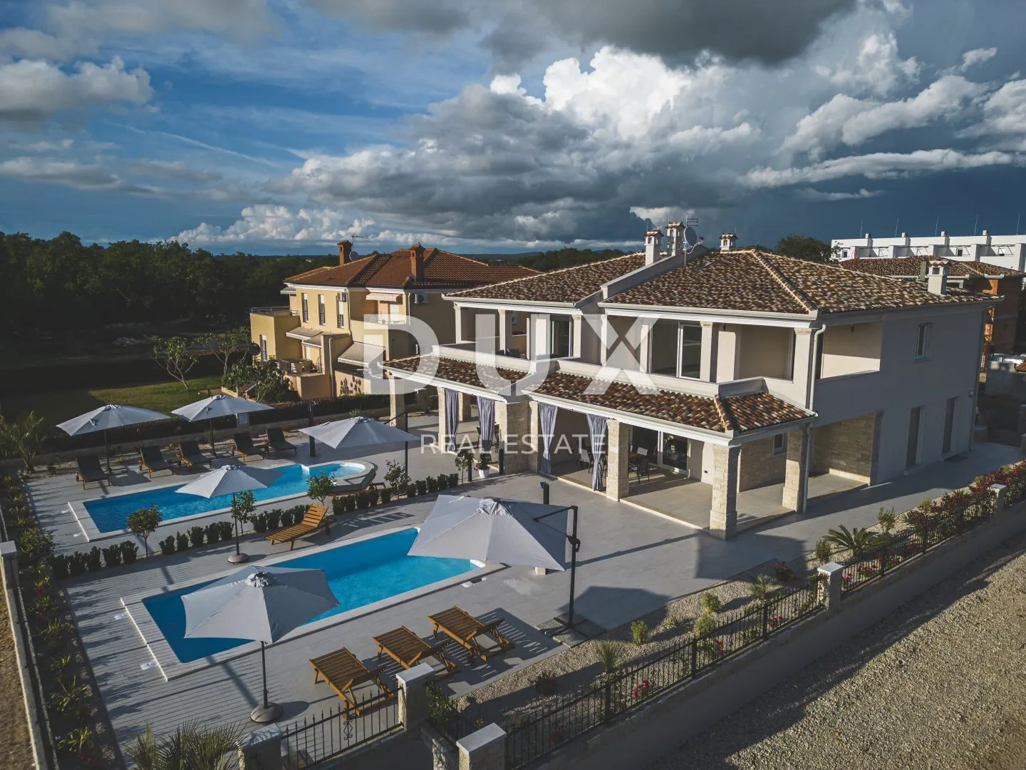 istra,umag - novogradnja 300 metara od mora - slika 3