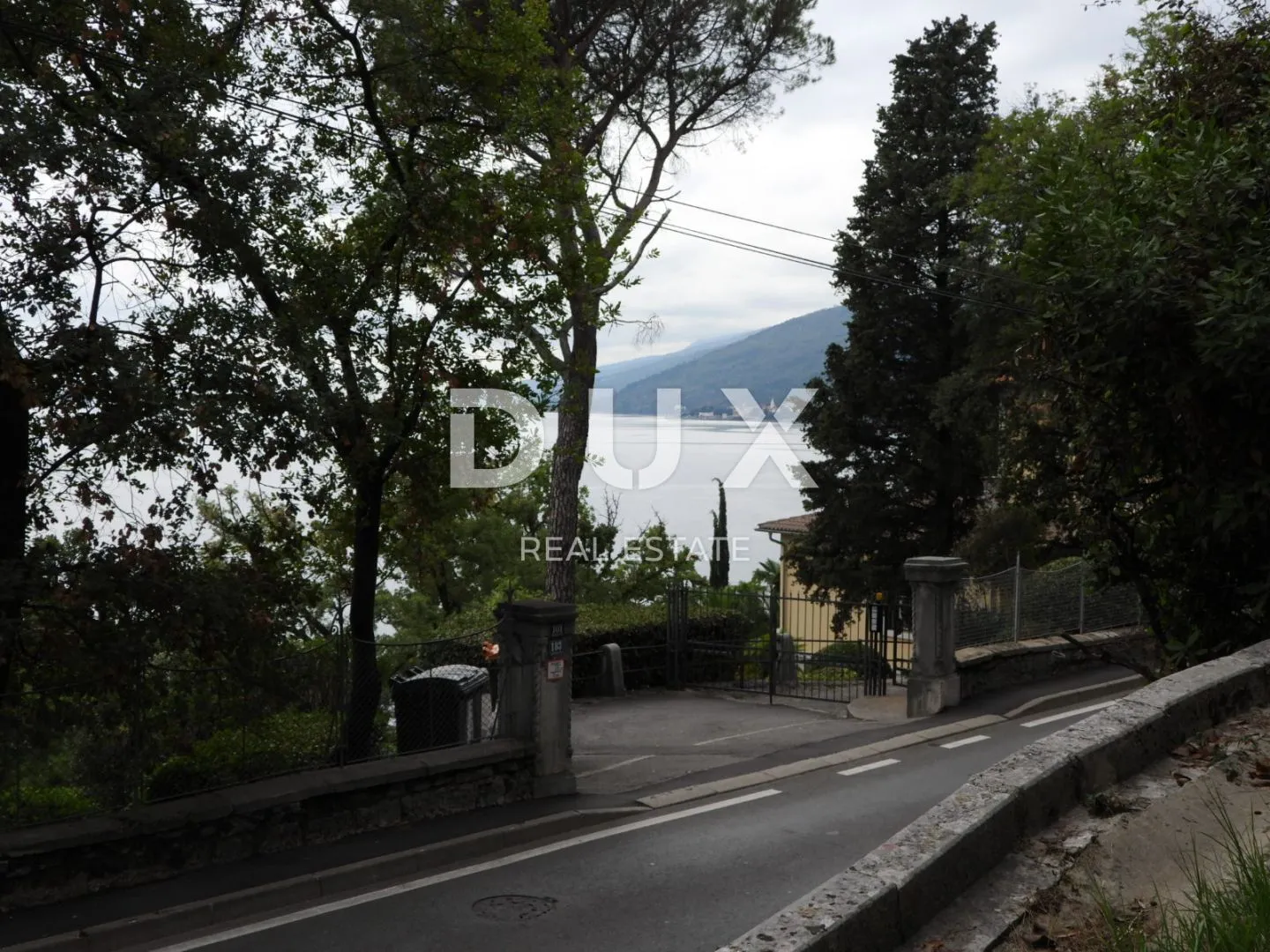 opatija, centar, vila, 484 m2, dva stana, 2. red do mora - slika 23