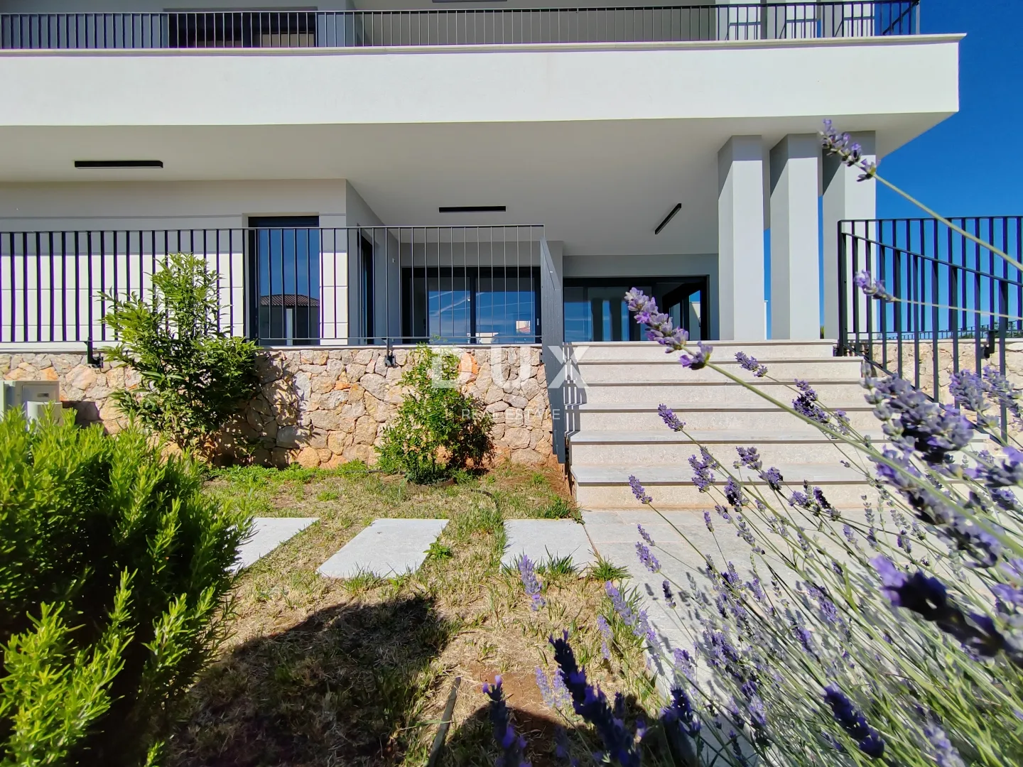 otok krk - ekskluzivna vila s panoramskim pogledom - slika 24