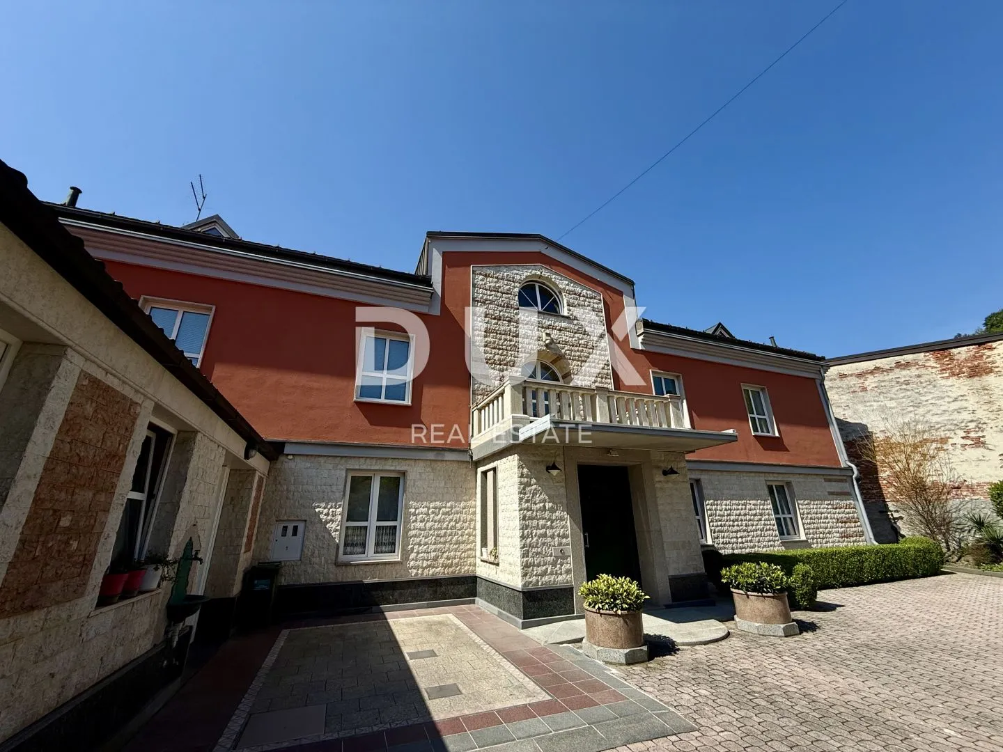 samobor, centar - prekrasna kuća s velikom okućnicom - slika 2