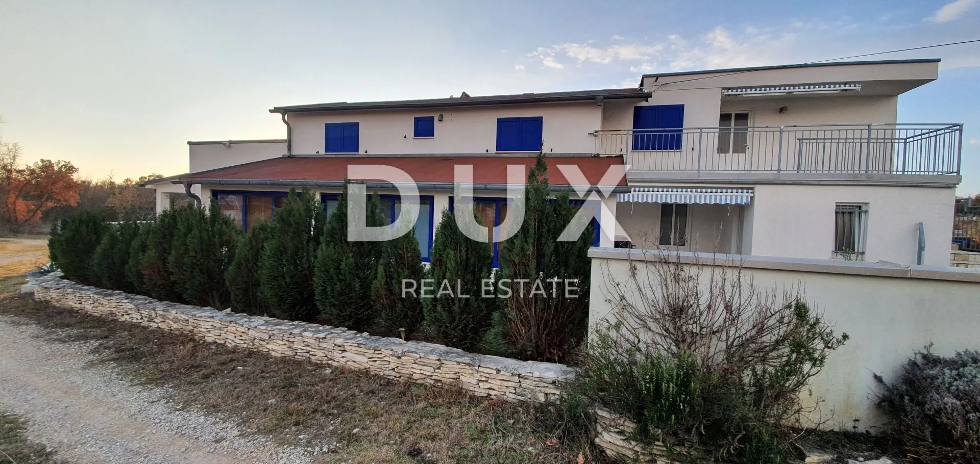 istra, labin - kuća s bazenom na potpunoj osami okružena zelenilom - slika 4