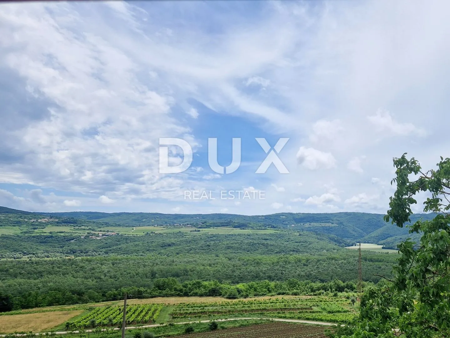 istra, oprtalj - kamena kuća s panoramskim pogledom - slika 8