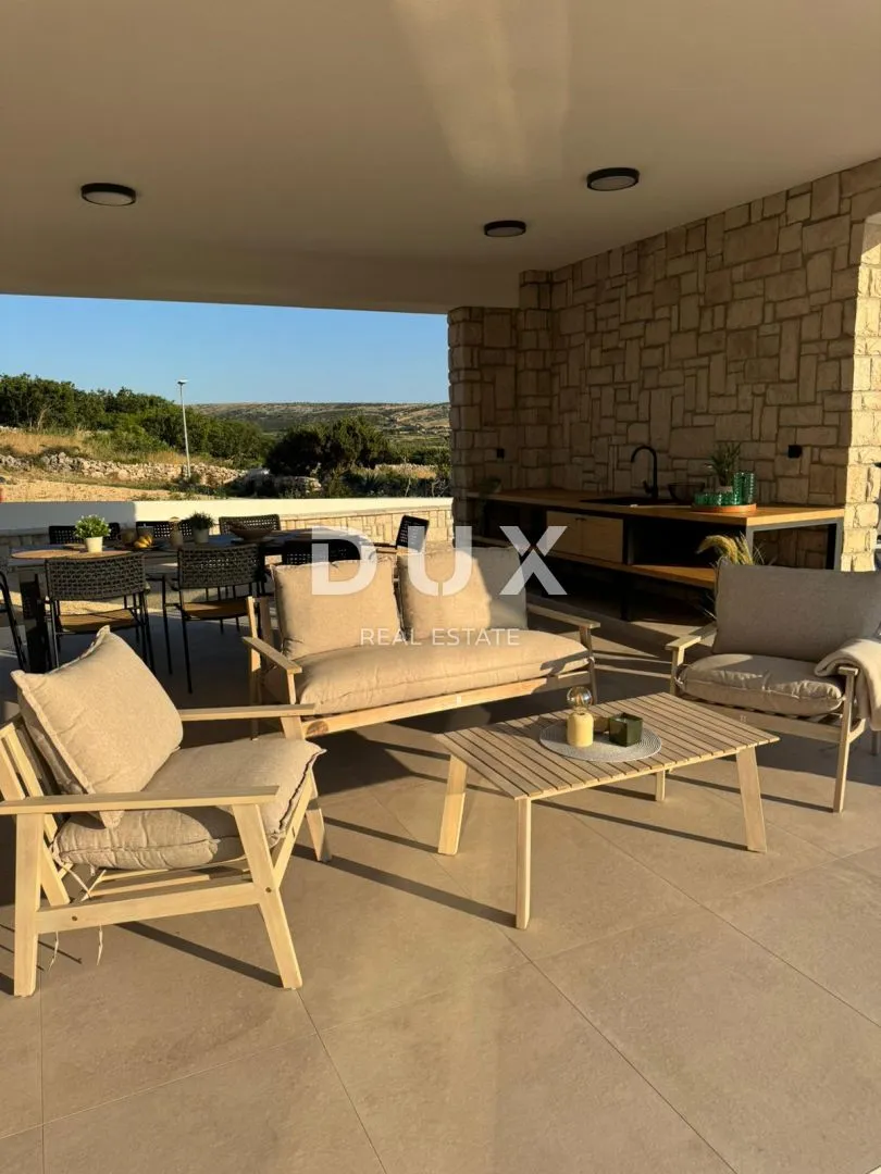 otok pag, kolan - vila 200m2 s bazenom + okoliš 400m2 - slika 13