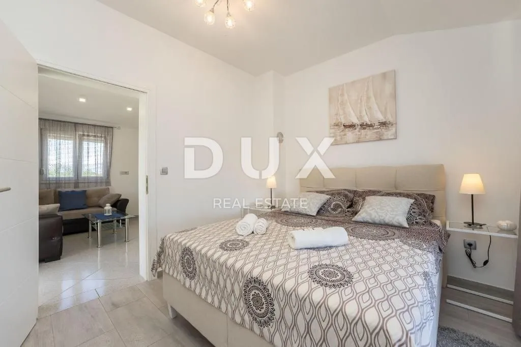 zadar, privlaka - vila s bazenom 200 metara od mora - slika 23