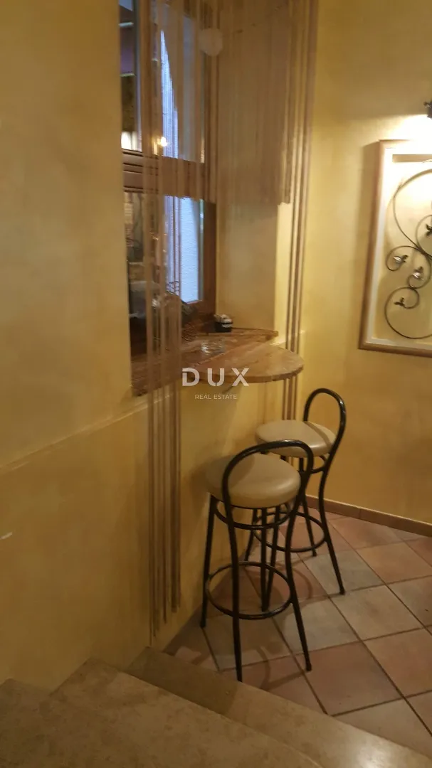 istra,rovinj - predivan uhodani caffe bar u srcu rovinja - slika 33