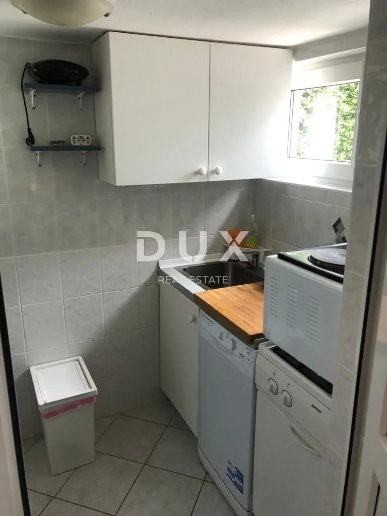 crikvenica, selce - prizemlje kuće s tri apartmana, 150 m od mora - slika 10