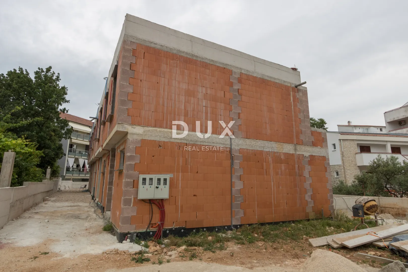 vodice, trosobni dupleks stan, 83,56 m² - slika 13