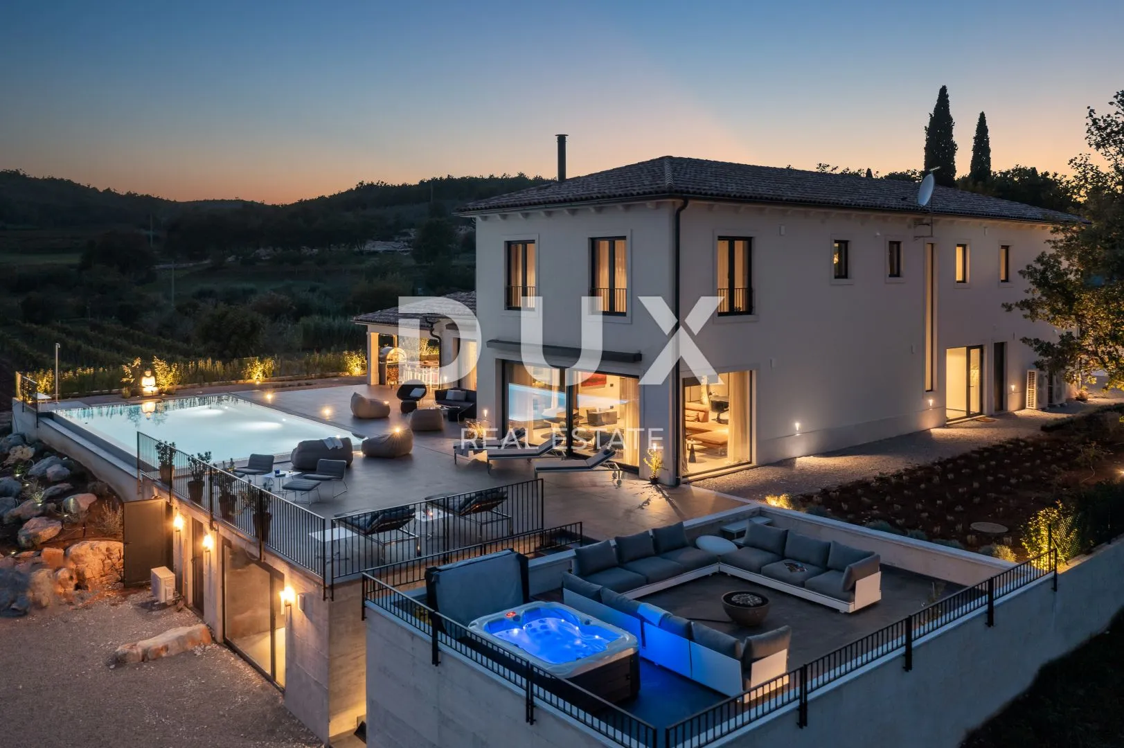 istra, motovun - luksuzna vila s pogledom na prirodu! - slika 106