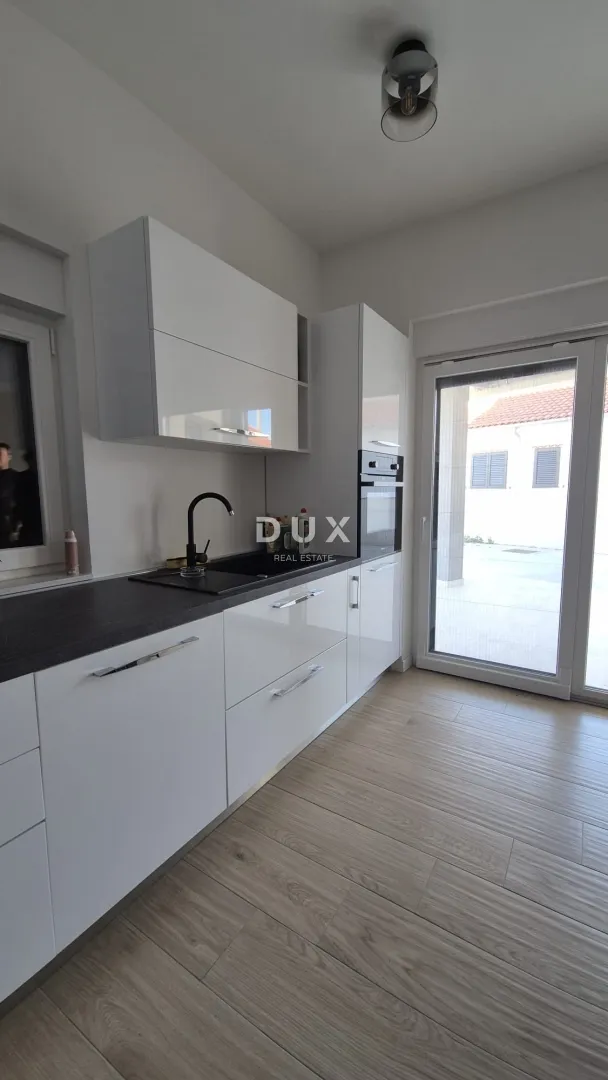 zadar, vinjerac - prilika! premium apartman s vrtom - slika 4