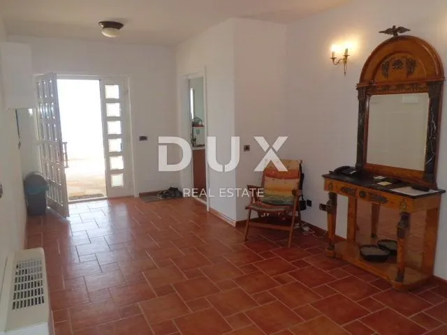 otok krk - ekskluzivna vila sa bazenom - slika 59