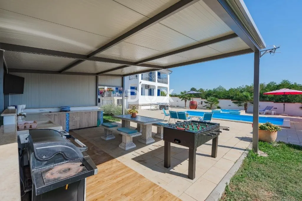 istra, žminj - samostojeća kuća u mirnom naselju s garažom i 1000m2 okućnice - slika 18