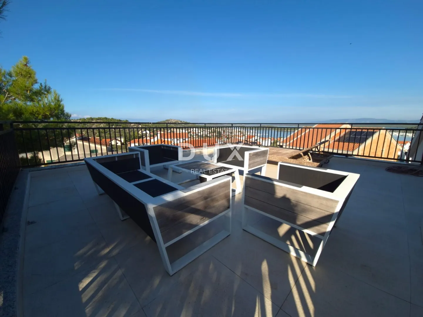 otok otok murter, murter - prilika! ekskluzivan četverosoban penthouse - slika 21